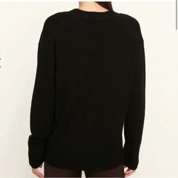 Vince Weekend Cardigan Button Up Wool and Cashmere Navy Sweater Size Large New - Picture 8 of 9